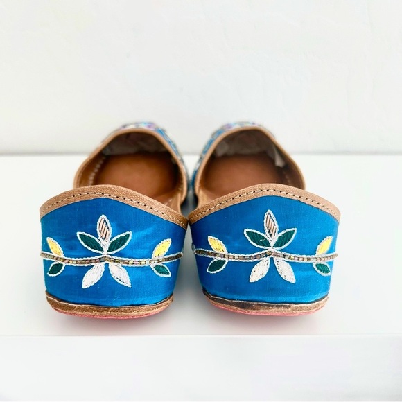 Handmade Imported Embroidered Leather Boho Flats, Juttis, Made in India, New - Picture 3 of 11
